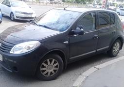 Угнан Renault Черный Санкт-Петербург 10.08.2018 12:30 (590)