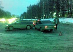 Ищу свидетелей ДТП, Чебоксары 07.02.2013 18:00 (138)