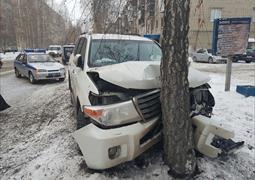 Ищу свидетелей ДТП, Екатеринбург 29.12.2016 15:00 (1401)