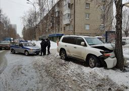 Ищу свидетелей ДТП, Екатеринбург 29.12.2016 15:00 (1402)