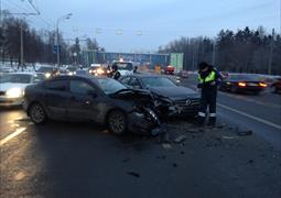 Ищу свидетелей ДТП, Москва и МО 22.01.2015 15:30 (723)