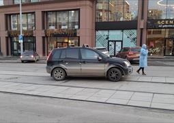 Ищу свидетелей ДТП, Екатеринбург 04.02.2015 16:30 (765)