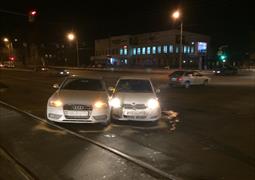 Ищу свидетелей ДТП, Челябинск 01.12.2015 19:34 (966)