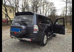Угнан Mitsubishi Черный металлик Санкт-Петербург 30.11.2016 03:00 (386)