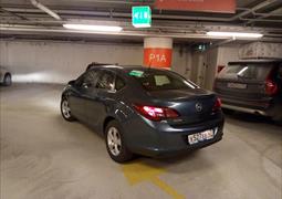 Угнан Opel Синий Санкт-Петербург 11.03.2017 00:00 (425)
